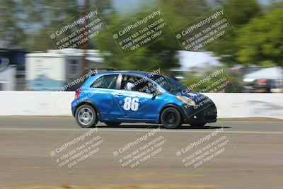 media/Oct-01-2022-24 Hours of Lemons (Sat) [[0fb1f7cfb1]]/130pm (Speed Shots)/